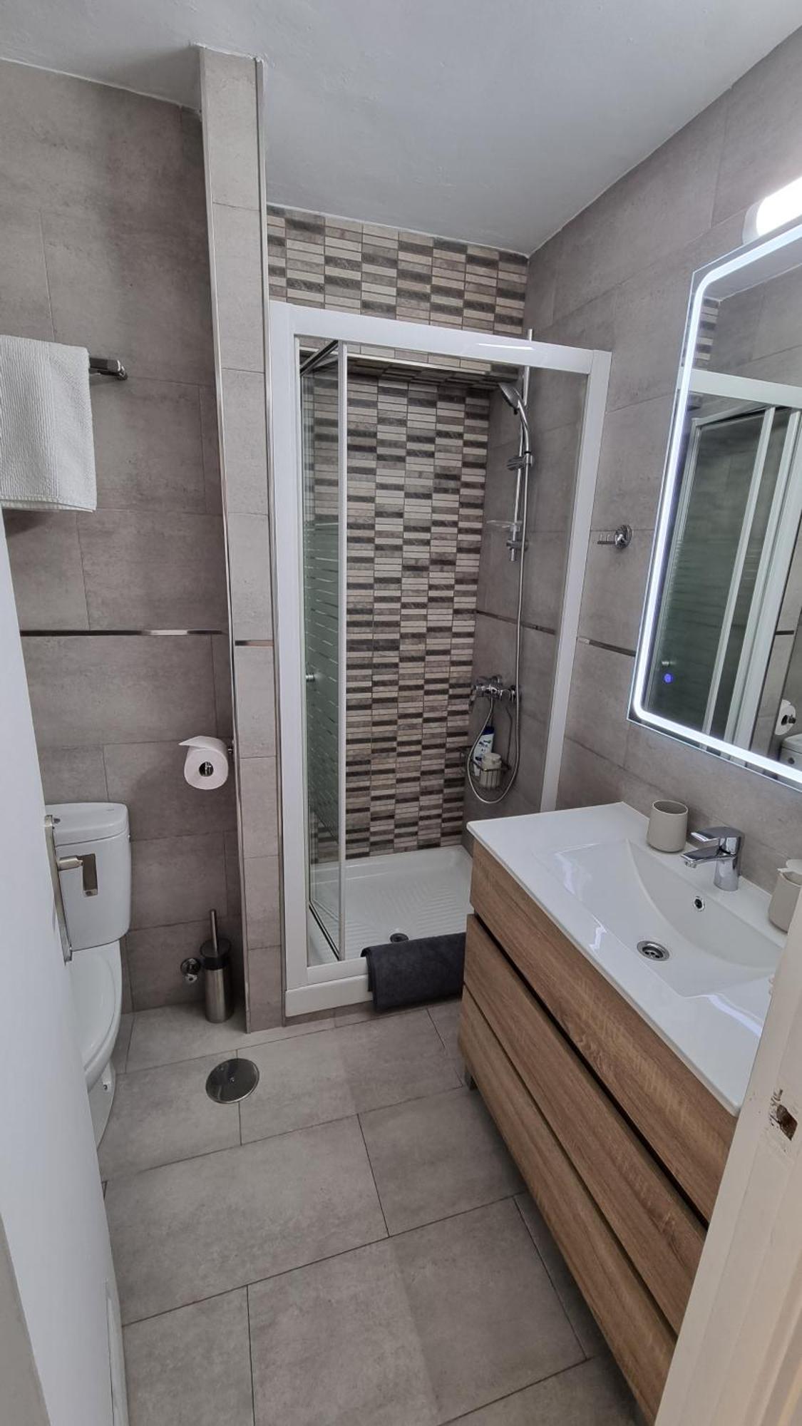 Blue Oasis Sea And Mountain Panorama Apartment เบนัลมาเดนา ภายนอก รูปภาพ